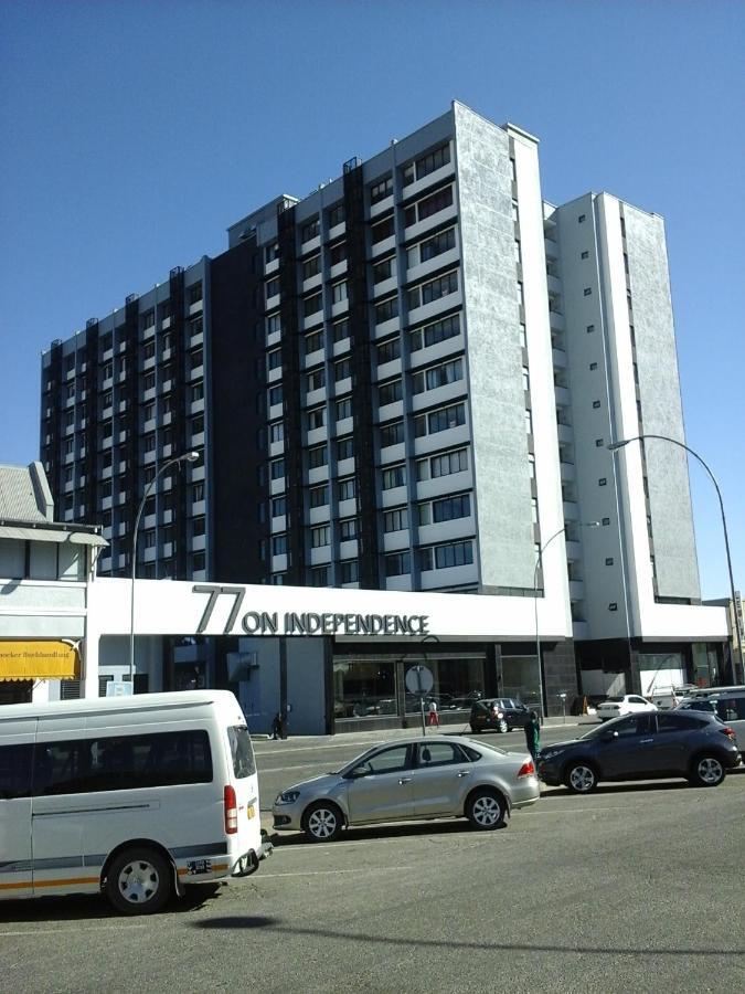 77 On Independence Apartments Windhoek Exterior photo